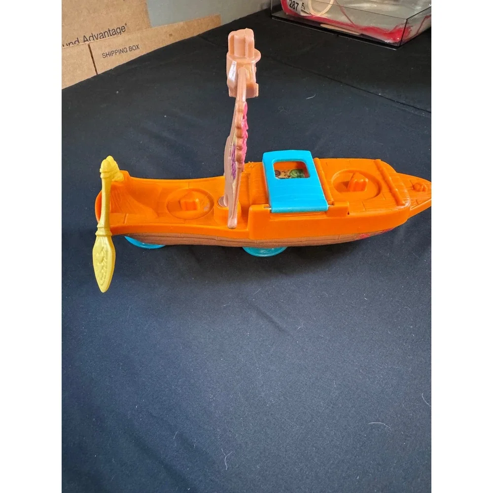 Fisher Price‎ Little People Disney Moana Wayfinding Canoe Boat Toy HNR27 Orange